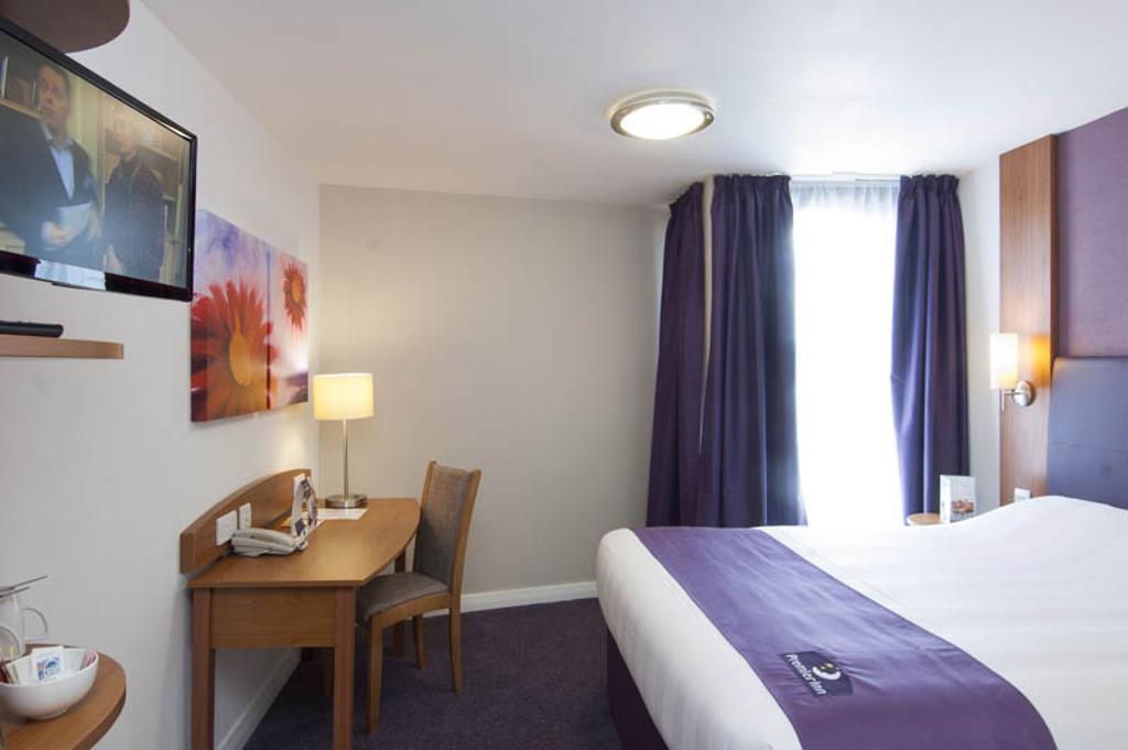 Premier Inn Edinburgh Dalkeith Room photo